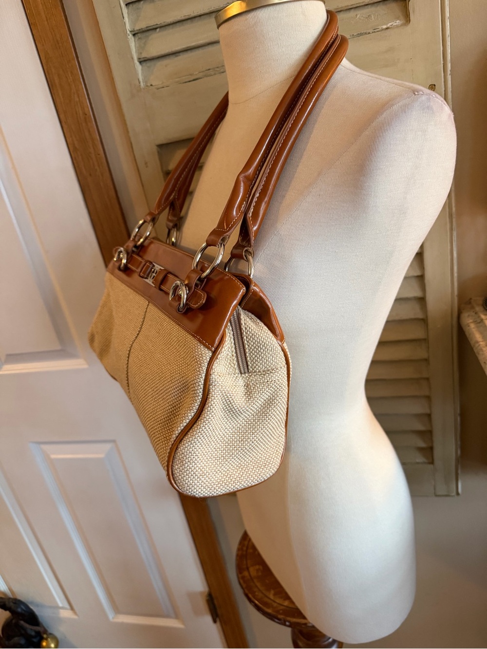 GIANI BERNINI Canvas Shoulder Bag in Tan and Cream 12x7.5x3 inches - Picture 2 of 13